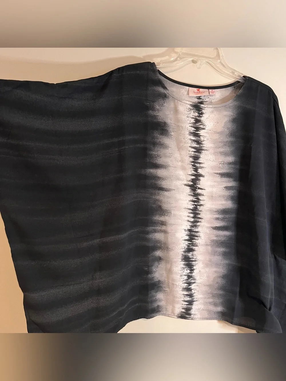 Quacker Factory Black & White Tie-Dye Center Stripe Tunic Blouse